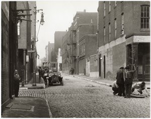 Street Scene Showing an Unidentified Street at the Corner of 2nd Street by Unbekannt Unbekannt